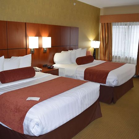 Best Western Plus Finger Lakes Inn & Suites Cortland Eksteriør bilde