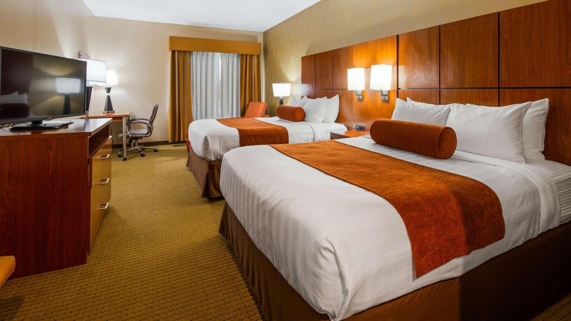Best Western Plus Finger Lakes Inn & Suites Cortland Eksteriør bilde